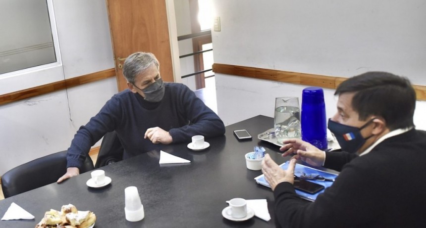 Bajante del r&iacute;o: la Municipalidad coordina acciones con ASSA