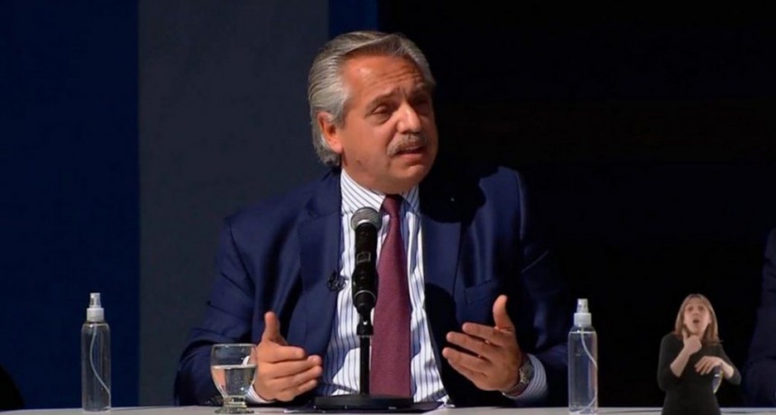 Fern&aacute;ndez, sobre las cr&iacute;ticas al brindis en Olivos: "me fortalecen"