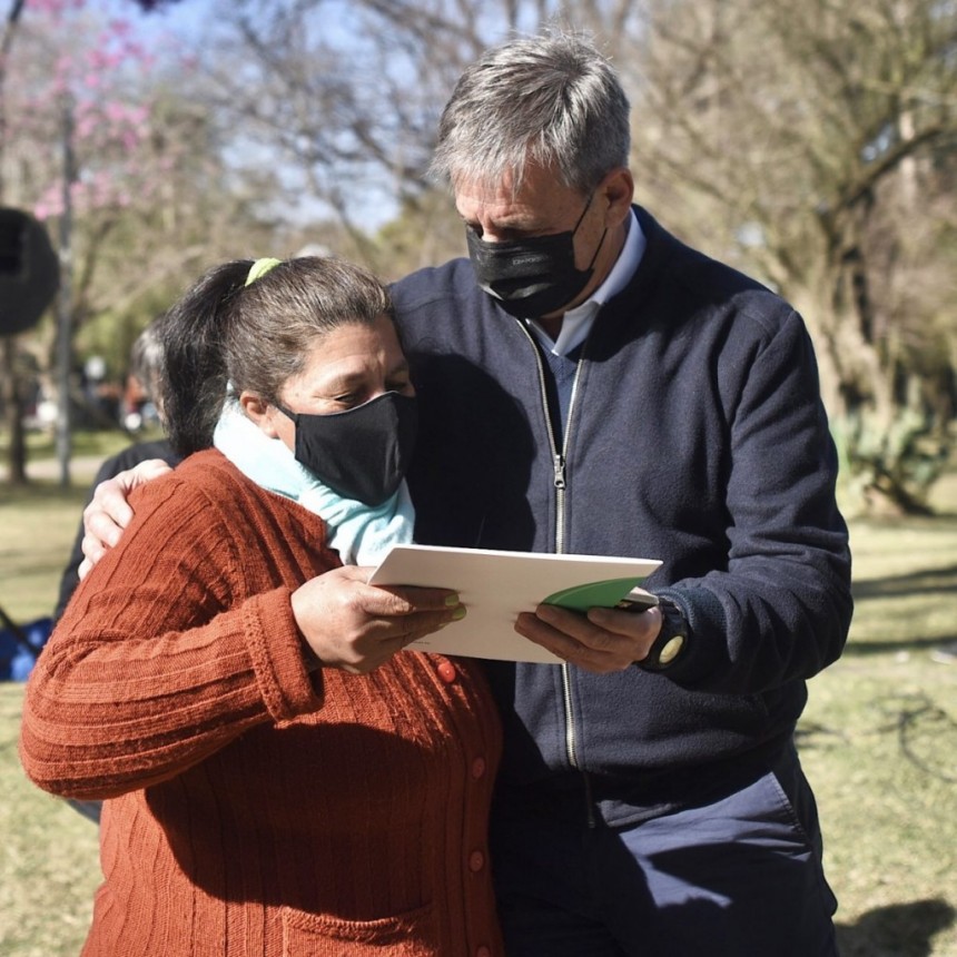 Otras 40 familias de San Agust&iacute;n y Loyola se convirtieron en propietarias