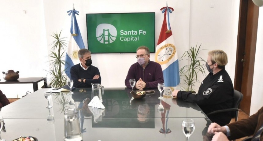 Lagna present&oacute; al nuevo jefe de la URI