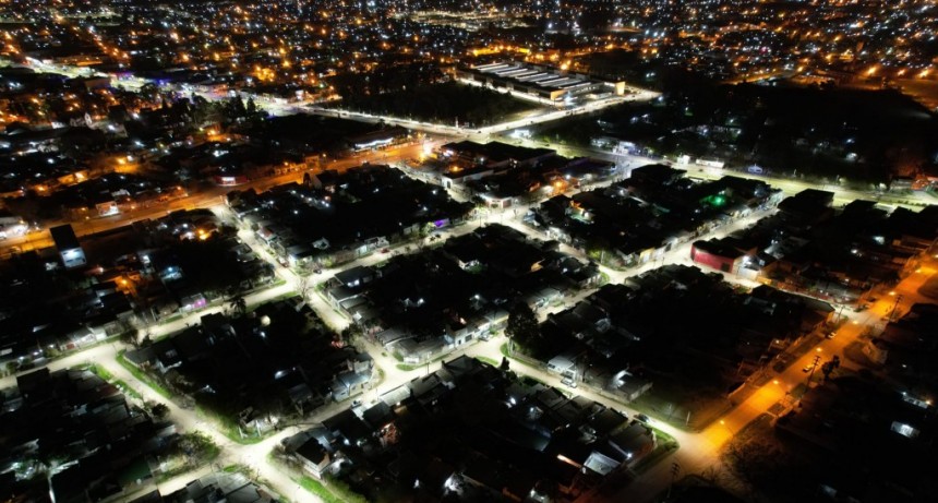 Barrio Liceo Norte estren&oacute; su alumbrado p&uacute;blico