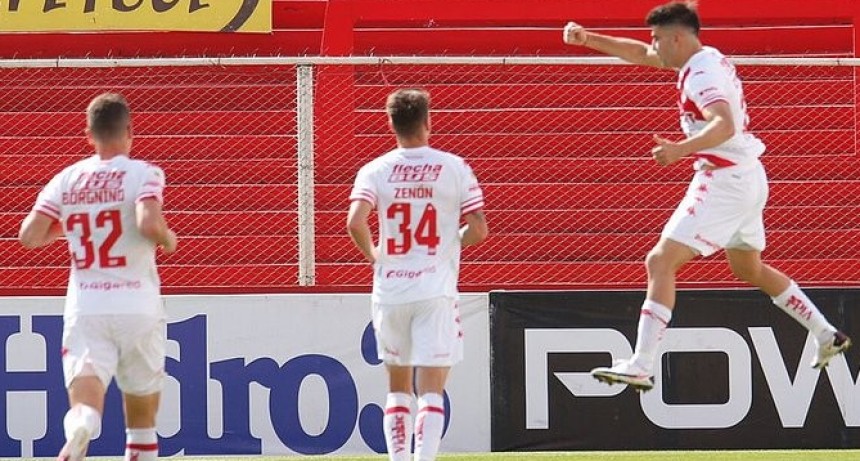 Uni&oacute;n le gan&oacute; a Argentinos