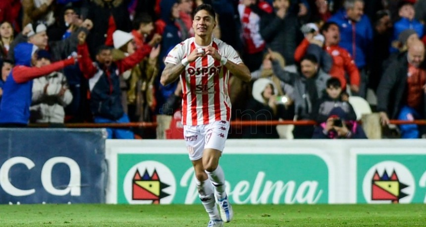 Uni&oacute;n se lo dio vuelta a V&eacute;lez y es tercero en el torneo