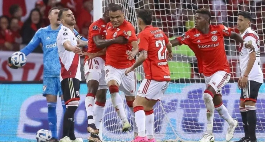 River, afuera de la Copa Libertadores tras perder con Inter por penales