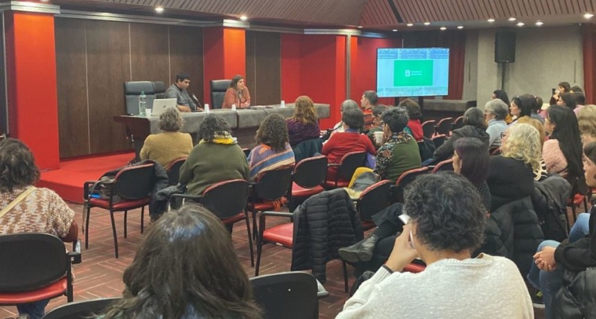 Mercociudades: Santa Fe Capital debate las pol&iacute;ticas p&uacute;blicas para mujeres emprendedoras en clave regional