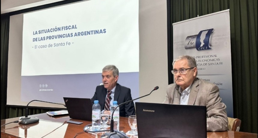 El Ministro de Econom&iacute;a de la Provincia CPN Walter Agosto disert&oacute; en el marco de los festejos y conmemoraci&oacute;n de los 75 a&ntilde;os del Consejo Profesional de Ciencias Econ&oacute;micas