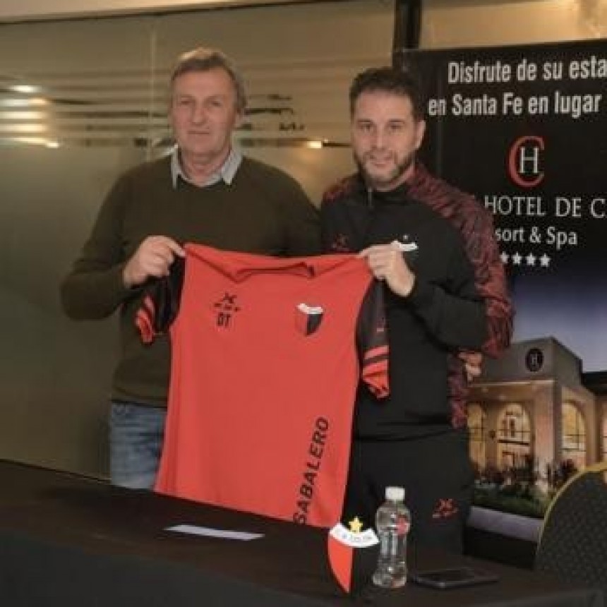 Rodolfo De Paoli, en su presentaci&oacute;n en Col&oacute;n: "Es lo m&aacute;ximo que me toc&oacute; en mi carrera"