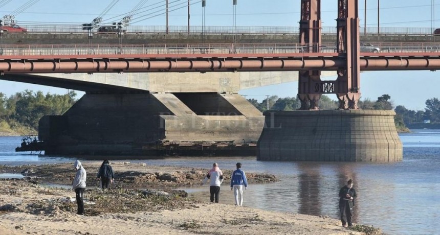 Desde el INA admiten que el r&iacute;o seguir&aacute; bajando