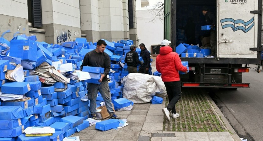 Reciclan m&aacute;s de 15 toneladas de expedientes oficiales descartados