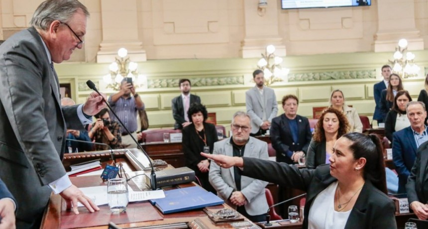 Espero representar los valores de Locomotora Oliveras, Colombo jur&oacute; como convencional: &laquo;