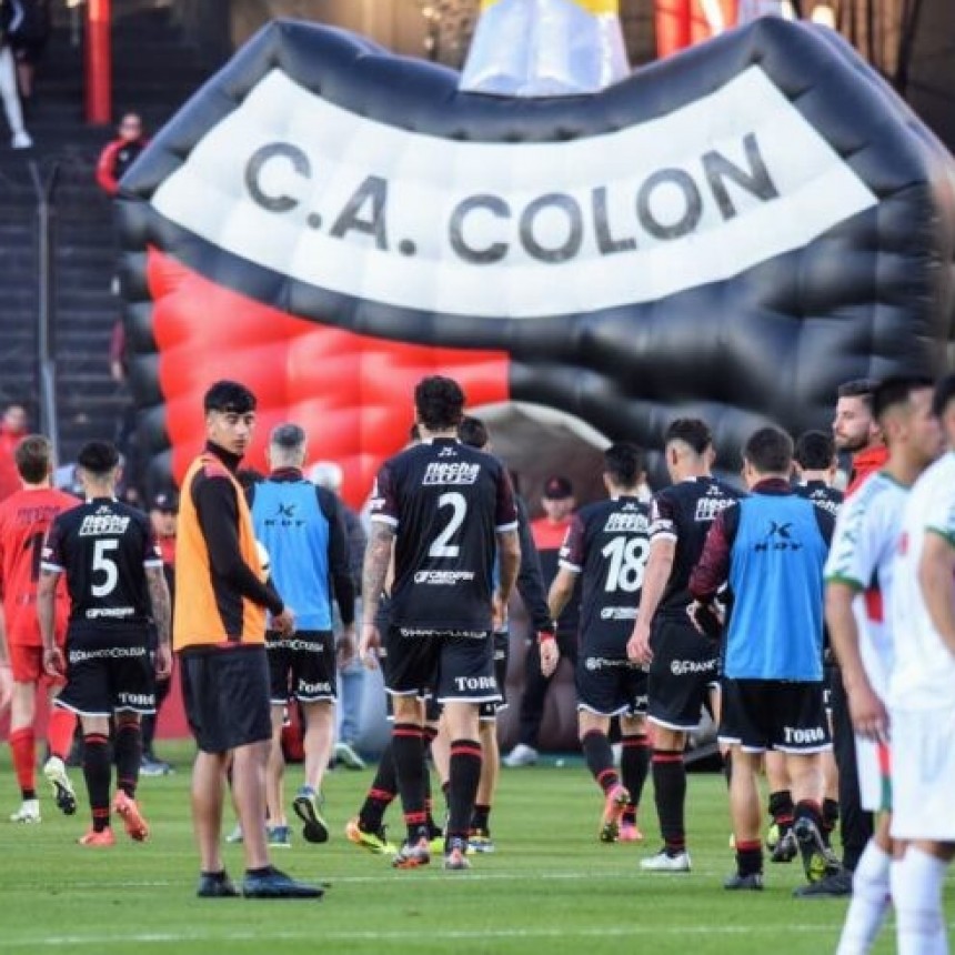 Triste realidad: Col&oacute;n es el segundo equipo m&aacute;s goleado de su zona