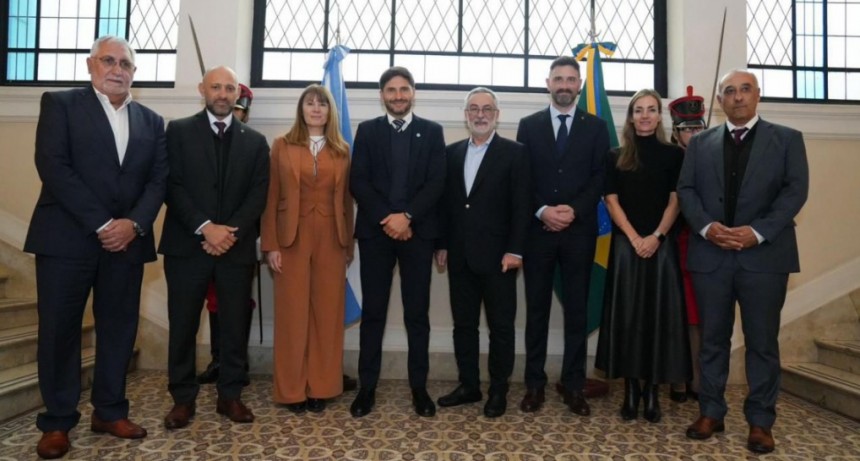 El gobernador Pullaro recibi&oacute; al embajador de Brasil en la Argentina