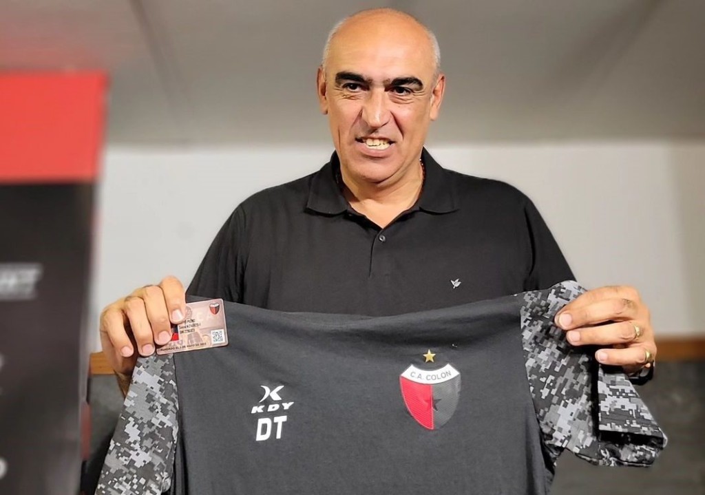Confirmado: Iv&aacute;n Delfino vuelve a Col&oacute;n
