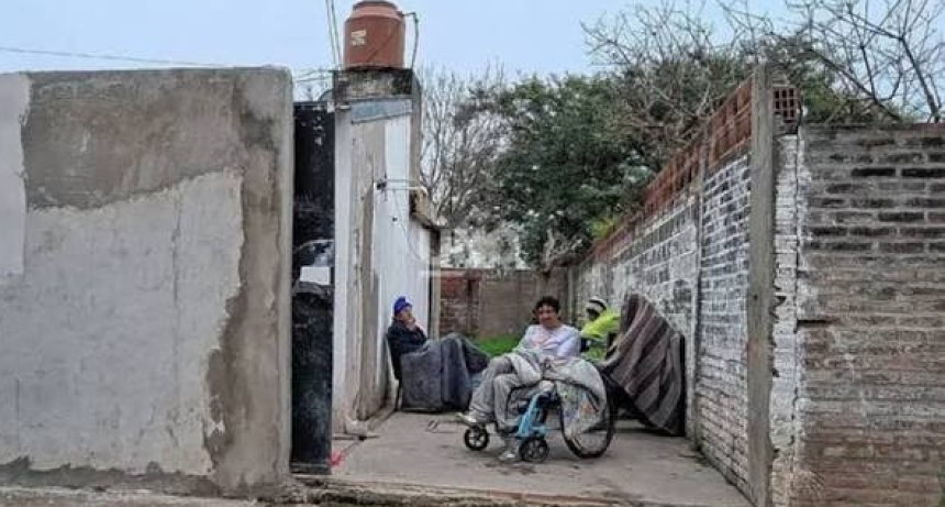 La due&ntilde;a del geri&aacute;trico clandestino seguir&aacute; detenida