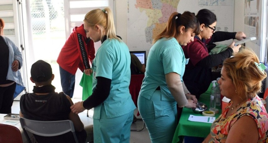 Contin&uacute;a la campa&ntilde;a de vacunaci&oacute;n itinerante de la Municipalidad