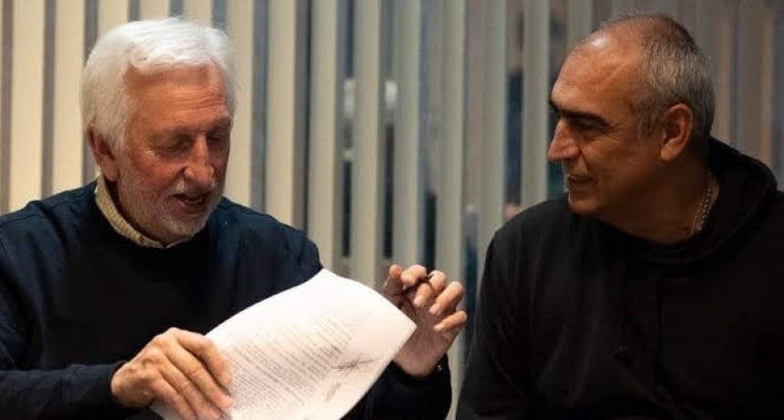 Col&oacute;n busca su &uacute;ltimo refuerzo tras la salida de Leandro Allende