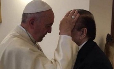 Menem: Tuve una reuni&oacute;n excelente con el papa Francisco