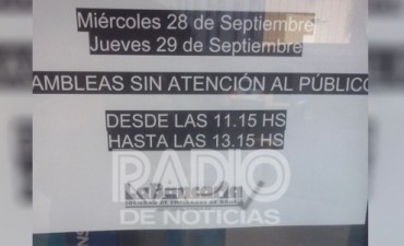 Atenci&oacute;n reducida en los bancos