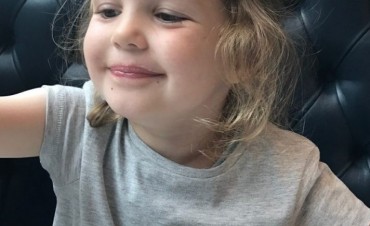 Un mozo ret&oacute; a una nena y su mam&aacute; escribi&oacute; una carta que se hizo viral