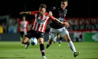 Col&oacute;n igual&oacute; en casa frente a Estudiantes