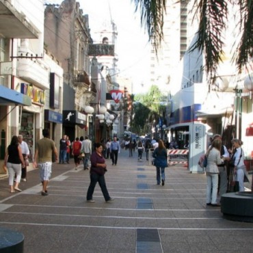 Hoy no abren los comercios