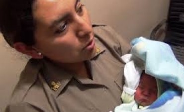 Rescatan en Esperanza a un bebé vendido por 30.000 pesos