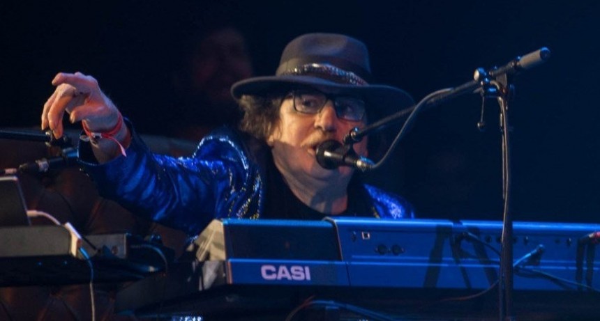 Charly Garc&iacute;a no pudo terminar un show en Rosario por un problema de salud