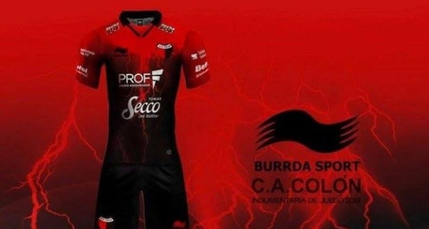 Se present&oacute; la nueva camiseta alternativa de Col&oacute;n