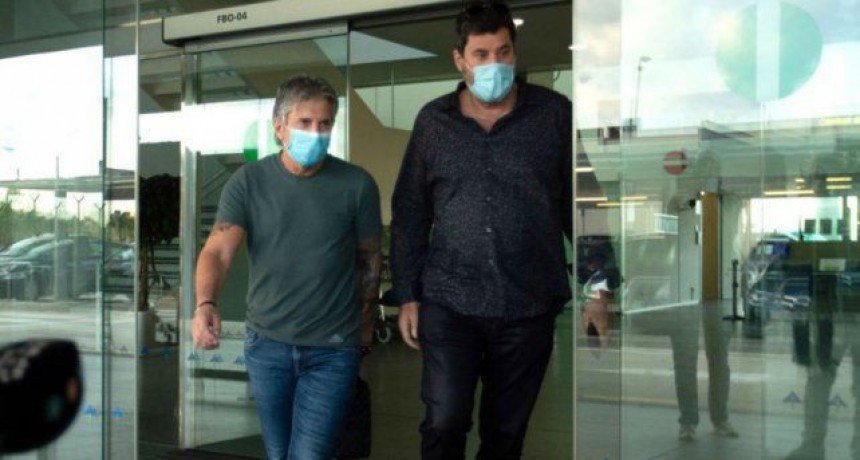 Jorge Messi lleg&oacute; a Espa&ntilde;a y anticip&oacute; que es dif&iacute;cil que Leo se quede en Barcelona