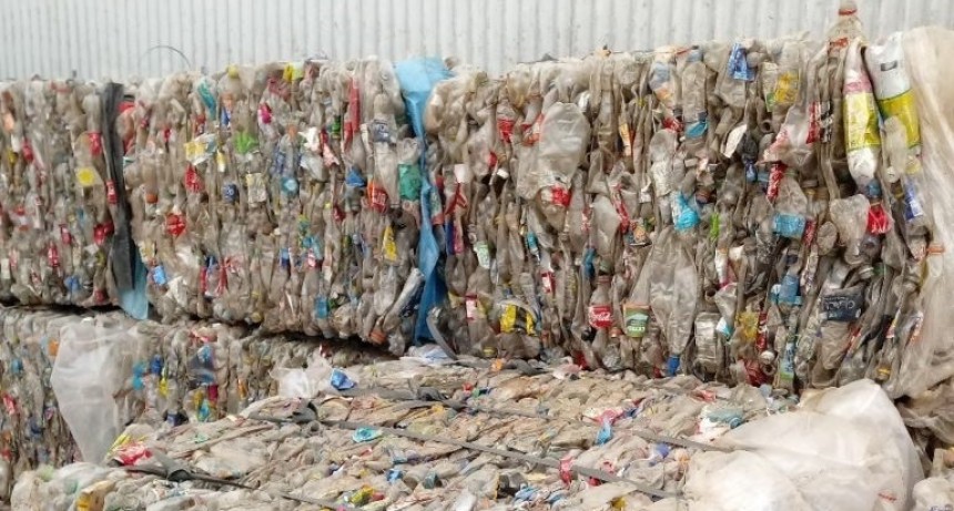 La Municipalidad recicl&oacute; 10 mil kilos de papel y pl&aacute;stico en un mes