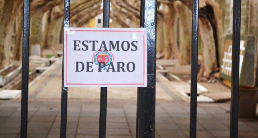 Los trabajadores municipales paran este martes, mi&eacute;rcoles y jueves