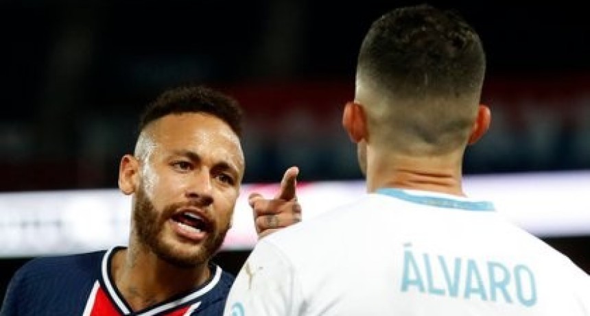 Escandaloso clásico entre PSG y Olympique de Marsella: cinco expulsados y batalla entre Di María, Benedetto, Paredes y Neymar