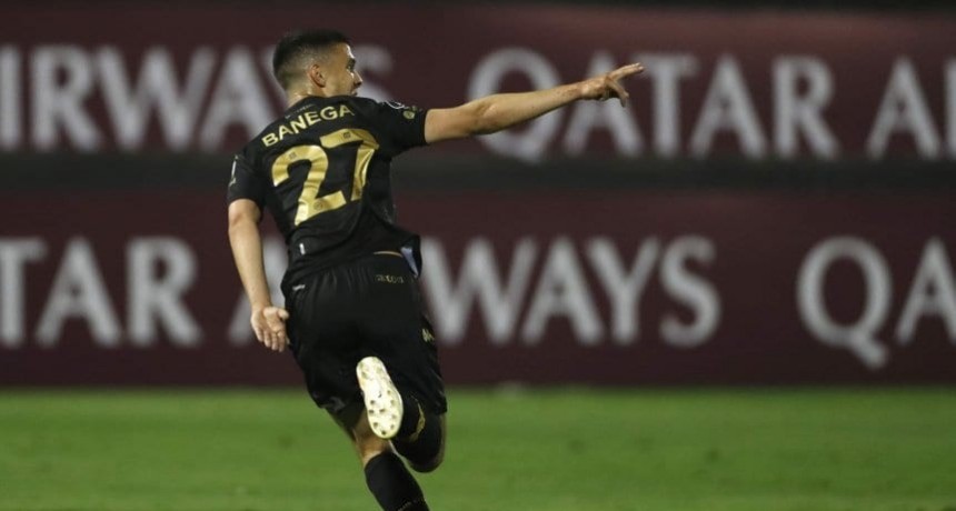 Racing venci&oacute; a Alianza Lima en Per&uacute; por Copa Libertadores