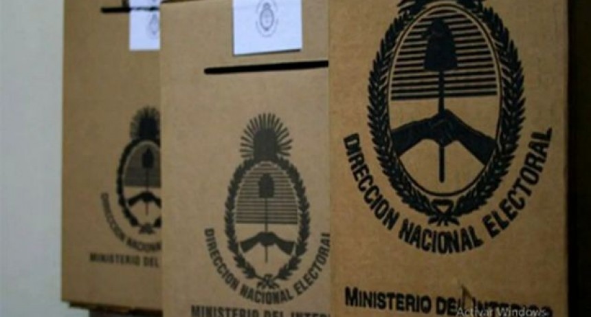 Desert&oacute; la mitad de las autoridades de mesas citadas