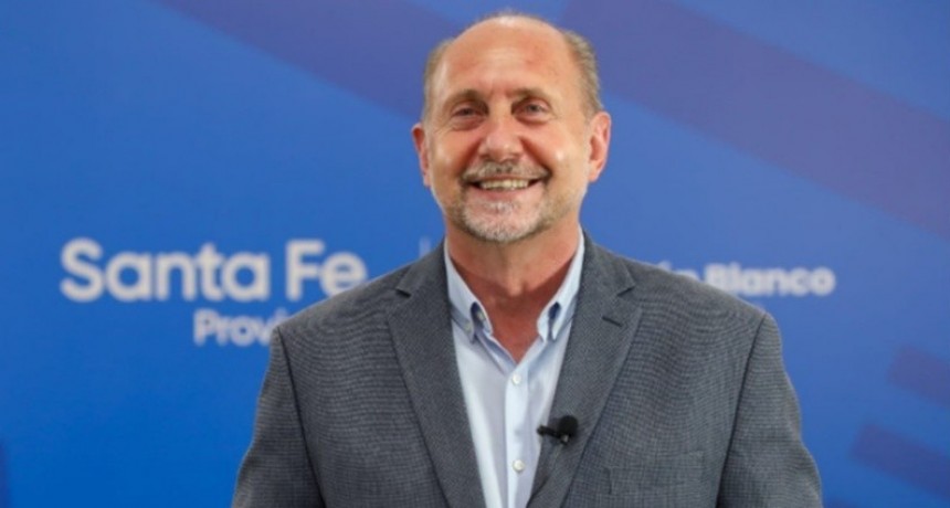 Perotti y su gabinete tras las Paso:  Hay funcionamientos que me gustar&iacute;a que se vayan adecuando a una nueva etapa