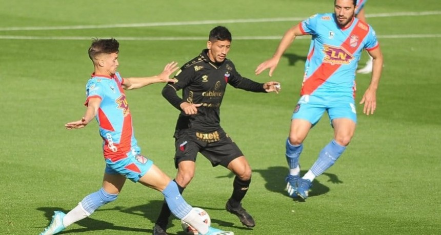 Arsenal y Col&oacute;n no pudieron sacarse diferencia