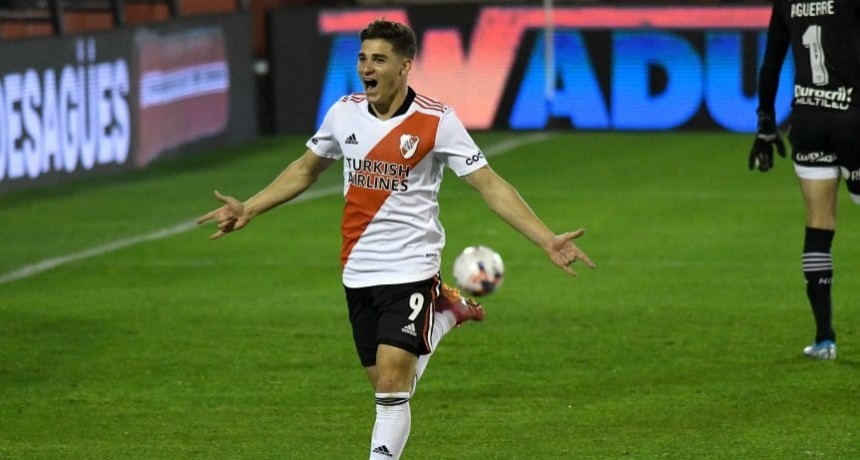 River gole&oacute; a Newell's y se acerc&oacute; a los punteros de la Liga Profesional