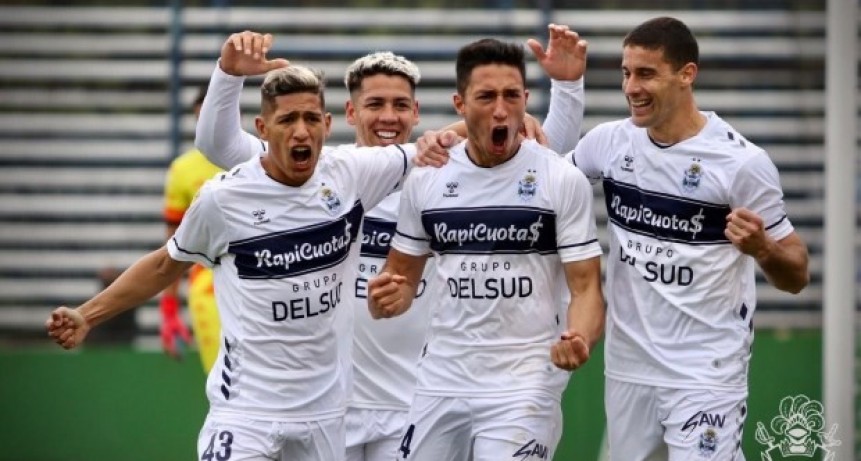 Uni&oacute;n cay&oacute; en La Plata frente a Gimnasia