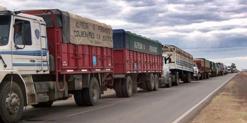 Transportistas de carga advirtieron por falta de abastecimiento de combustible
