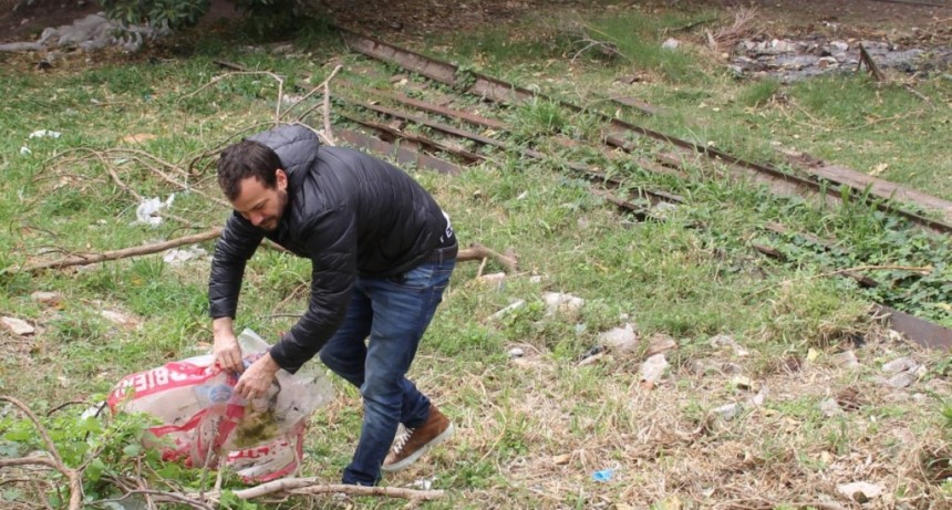 La Municipalidad particip&oacute; de una jornada ambiental en Belgrano y la v&iacute;a