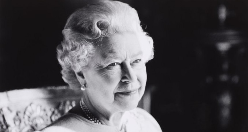 Muri&oacute; la Reina Isabel II