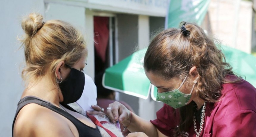 La Municipalidad contin&uacute;a con la campa&ntilde;a de vacunaci&oacute;n antirr&aacute;bica