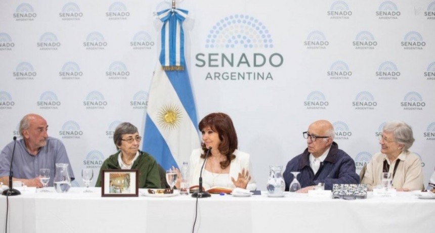 Cristina Kirchner: "Siento que estoy viva por Dios y por la Virgen"