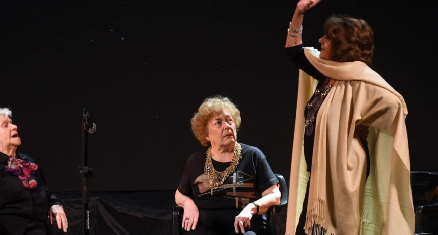 La Municipalidad invita a un taller de teatro de humor para personas mayores