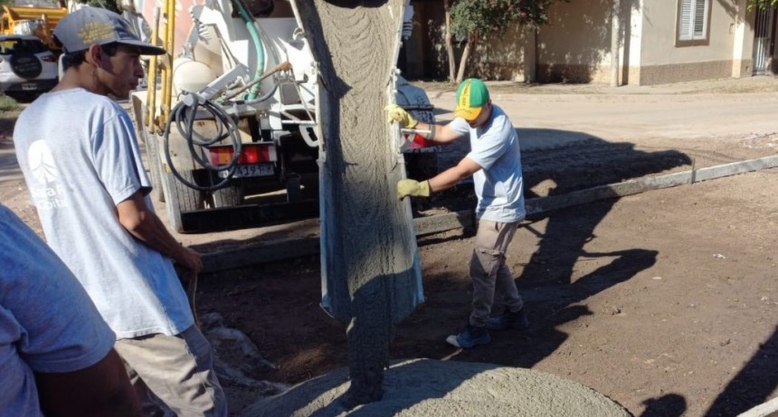 Trabajos de bacheo, iluminaci&oacute;n y mantenimiento previstos para este martes