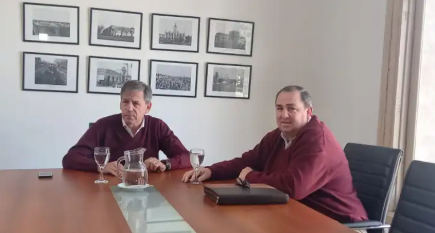 Empez&oacute; la transici&oacute;n entre Jat&oacute;n y Poletti