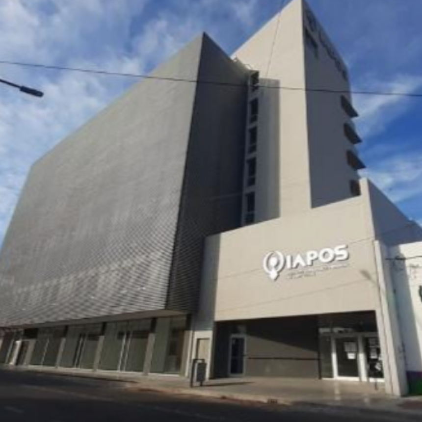 El Director del Iapos dijo que el cobro de plus es &ldquo;ilegal y deshonesto&rdquo; y le pidi&oacute; a los afiliados que denuncien