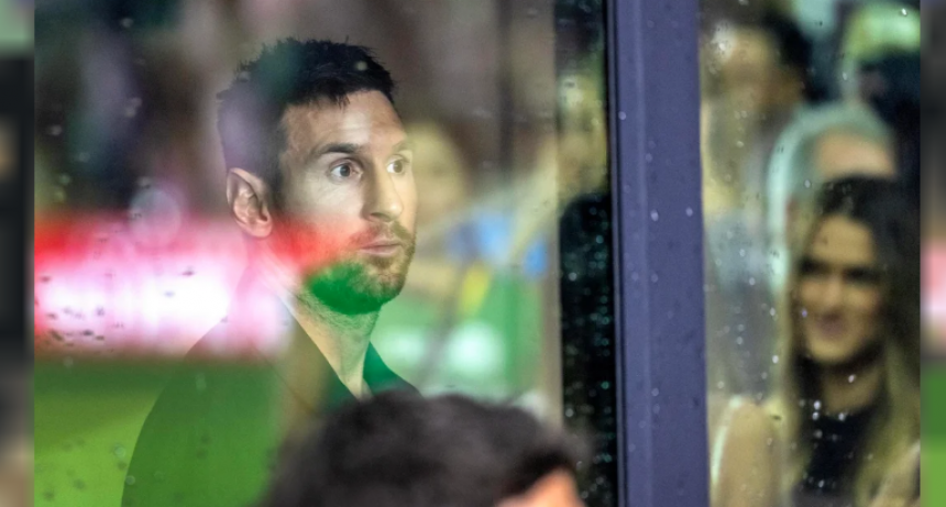 Messi mir&oacute; desde la tribuna c&oacute;mo el Inter Miami perdi&oacute; la final de la copa