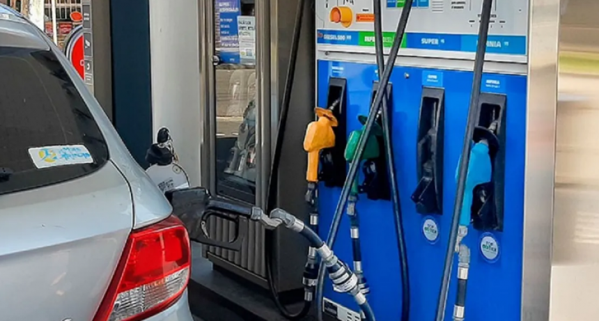 Otra vez aument&oacute; el combustible