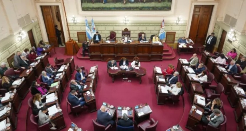 Unidos repudia la violencia contra  la legislatura y hará una denuncia penal para investigar los hechos